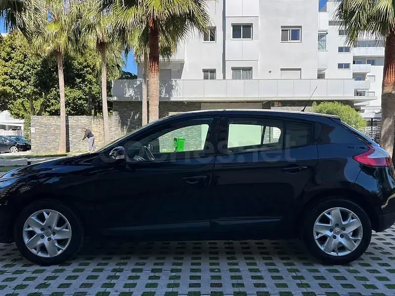 Usado Renault Mégane III Business 90 CV (66 kW) 2012 Negro Berlina