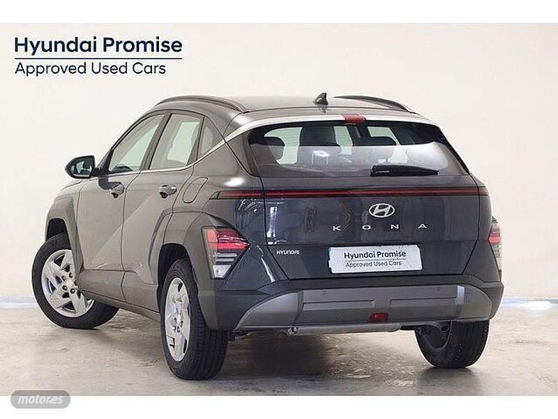Usado Hyundai Kona 120 CV (88 kW) 2024 Meta blue (perlado) SUV