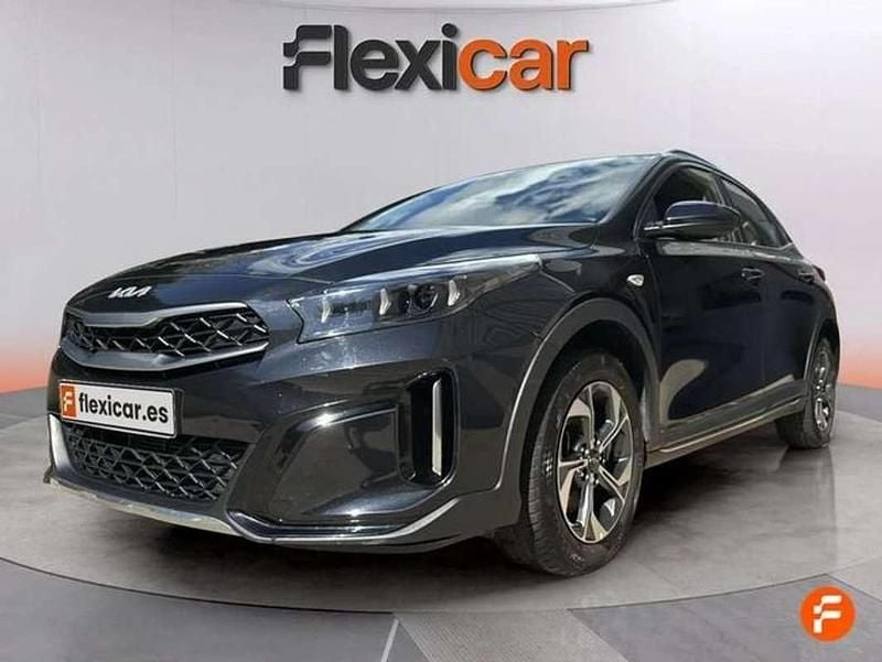 Usado Kia XCeed 160 CV (117 kW) 2023 Gris SUV