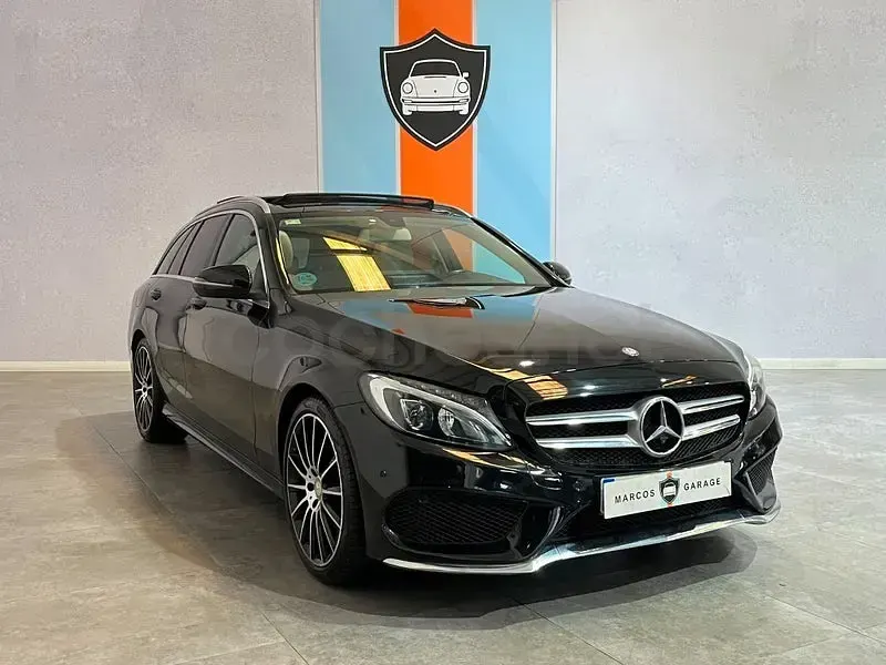 Usado Mercedes C180 AMG line 156 CV (114 kW) 2016 Negro Familiar