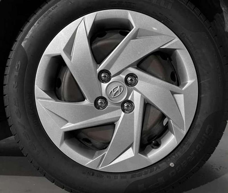 Usado Hyundai i20 84 CV (61 kW) 2022 Azul Utilitario