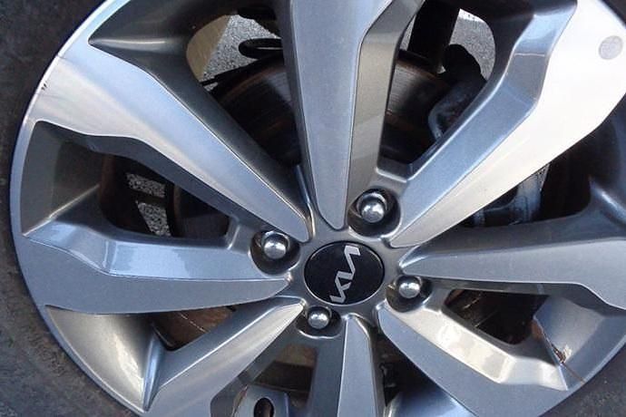 Usado Kia Stonic 100 CV (73 kW) 2024 SUV