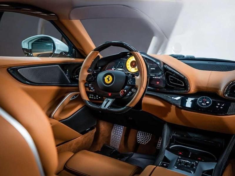 Blanco Usado 2024 Ferrari Purosangue SUV | 629.700 € (Un poco caro) - Imagen 1/3