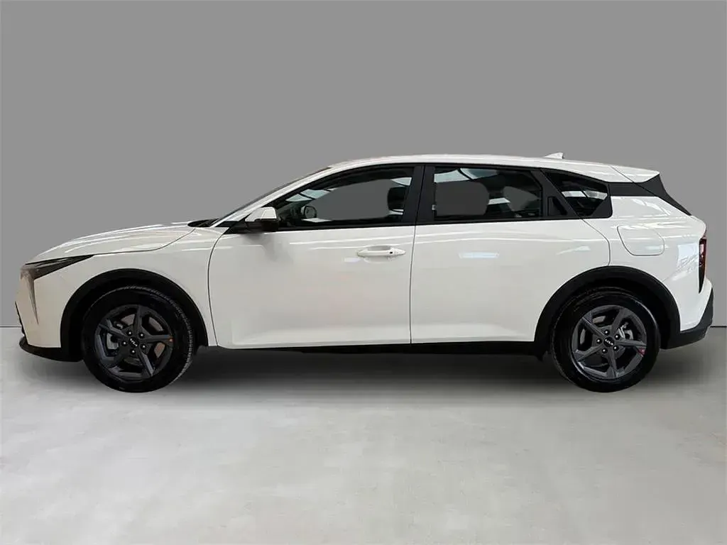 Nuevo Kia K4 115 CV (84 kW) 2026 Clear white (ud)