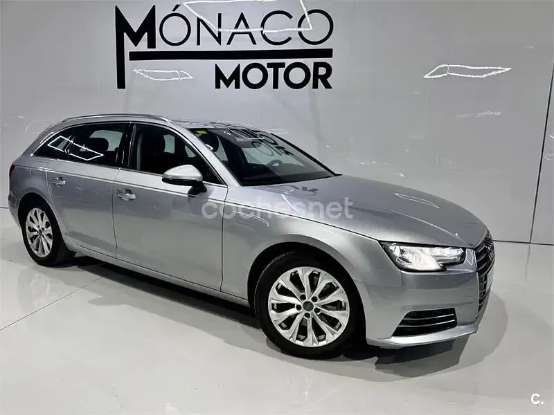 Usado Audi A4 Advanced Plus 150 CV (110 kW) 2017 Gris / plata Familiar