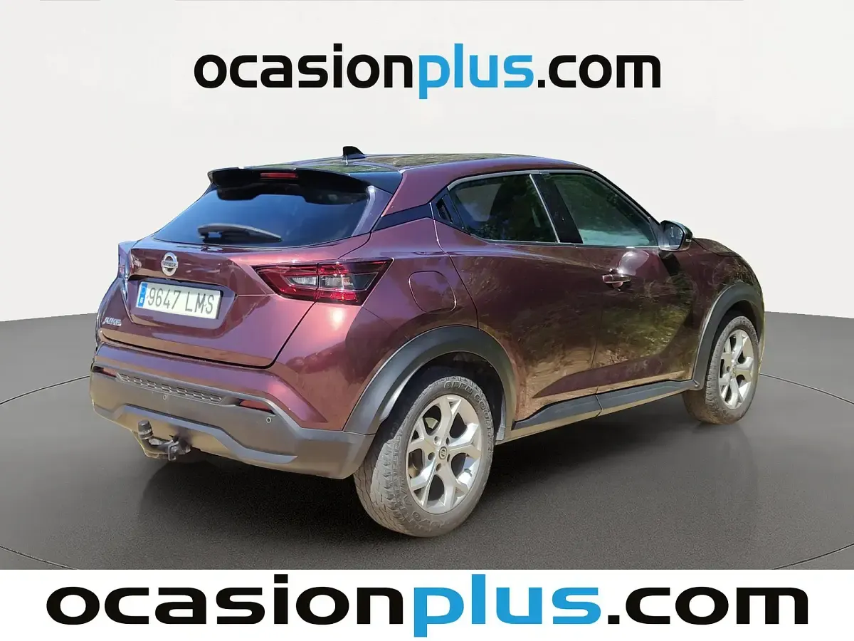 Usado Nissan Juke N-Connecta 114 CV (83 kW) 2021 Rojo SUV