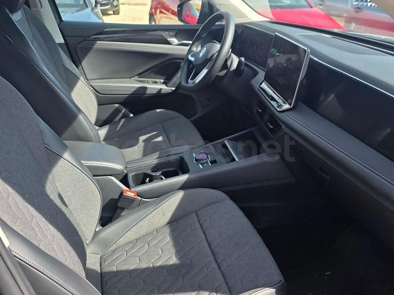 Usado VW Tiguan 150 CV (110 kW) 2025 Gris / plata SUV