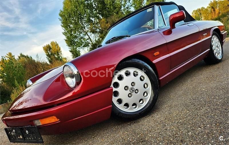 Usado Alfa Romeo Spider 126 CV (92 kW) 1990 Granate Descapotable