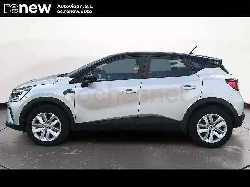 Usado Renault Captur Evolution 140 CV (102 kW) 2023 Gris / plata SUV