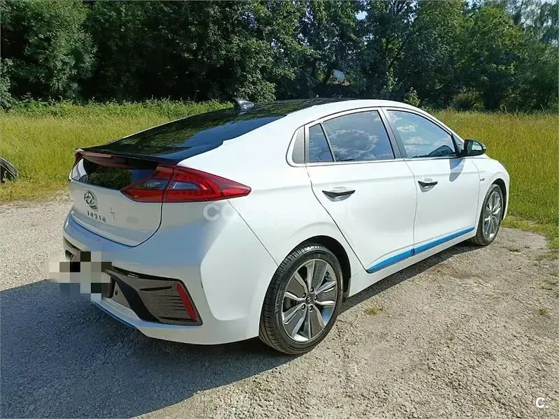 Usado Hyundai Ioniq Style 141 CV (103 kW) 2017 Blanco Utilitario