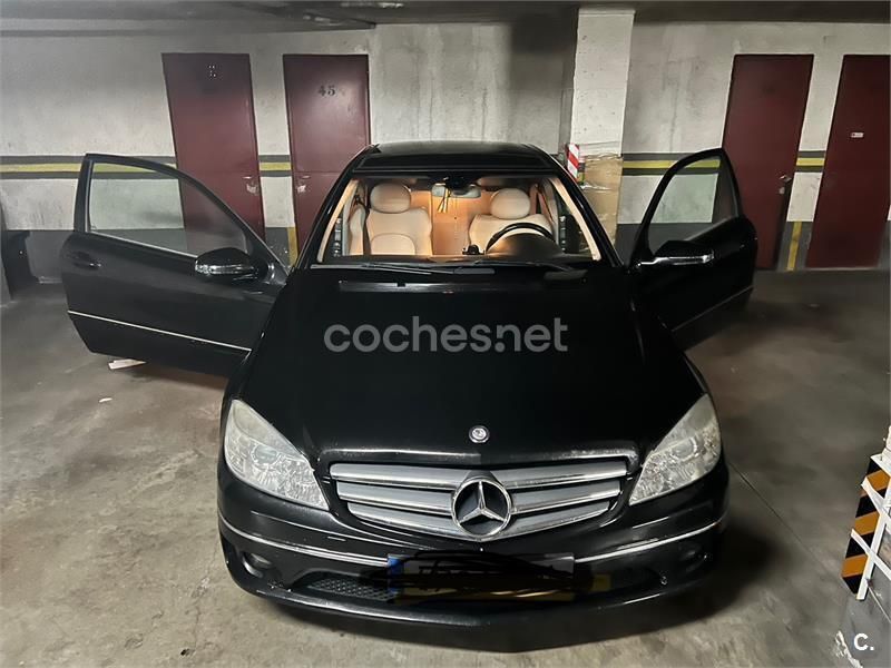 Negro Usado 2010 Mercedes CLC220 Style Utilitario | 7000 € (Buen precio) - Imagen 1/4