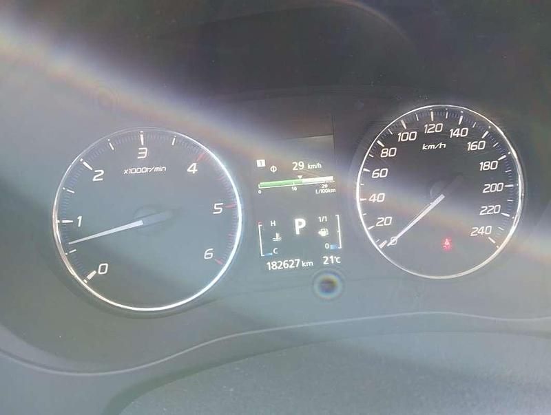 Usado Mitsubishi Outlander 150 CV (110 kW) 2013 Blanco SUV