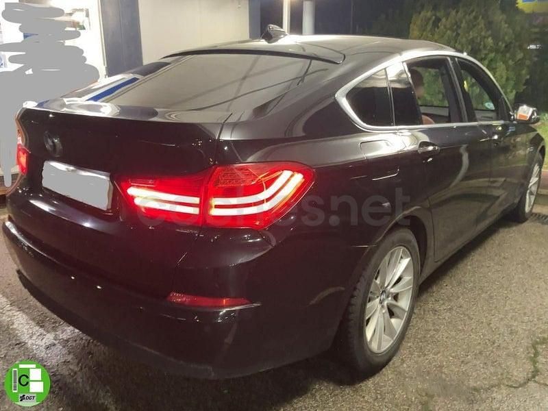 Usado BMW 520 Gran Turismo 184 CV (135 kW) 2016 Negro Berlina