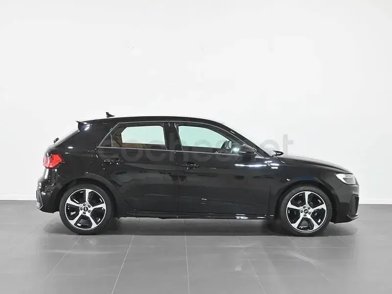 Usado Audi A1 Sportback Comfort 95 CV (69 kW) 2022 Negro Utilitario