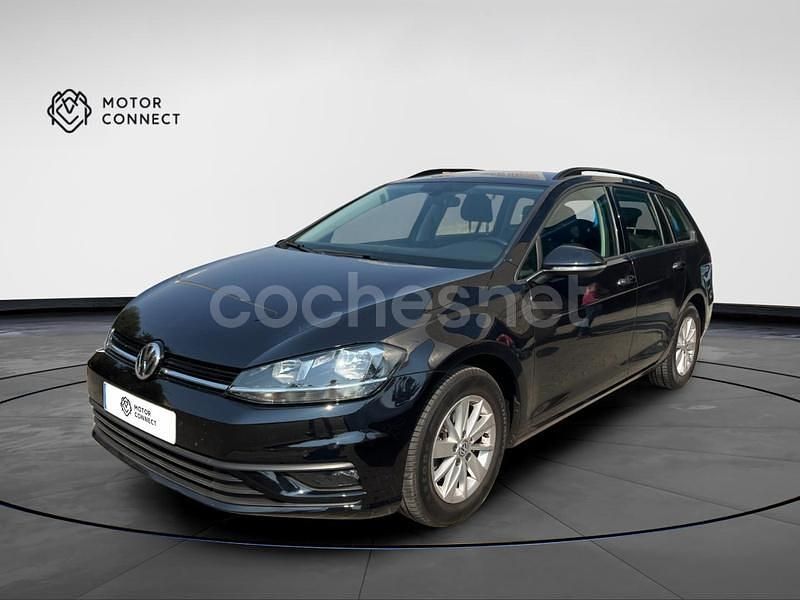 Negro Usado 2020 VW Golf VII Advance Familiar | 14.650 € (Precio justo) - Imagen 1/4