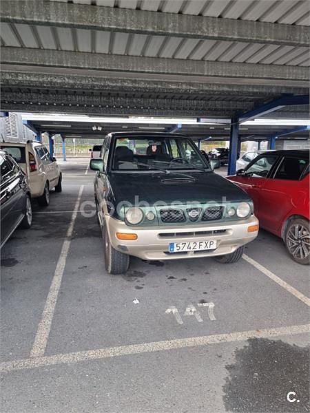Usado Nissan Terrano 125 CV (91 kW) 2000 Verde SUV
