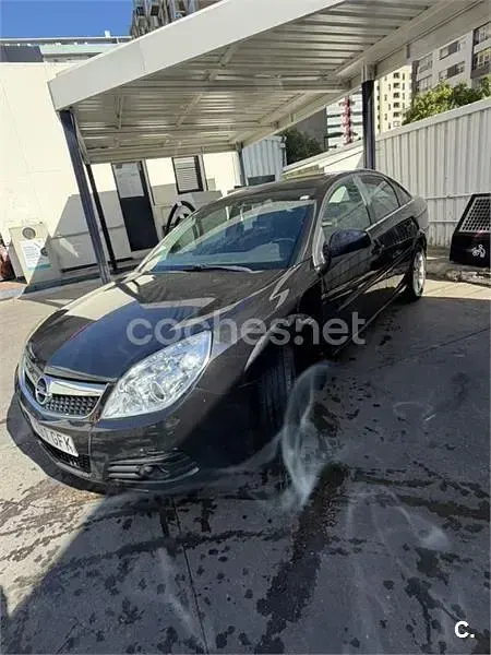 Usado Opel Vectra Elegance 120 CV (88 kW) 2008 Negro Berlina