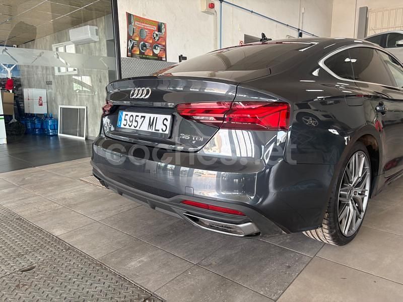 Usado Audi A5 Sportback Advanced Plus 163 CV (119 kW) 2021 Gris / plata Utilitario