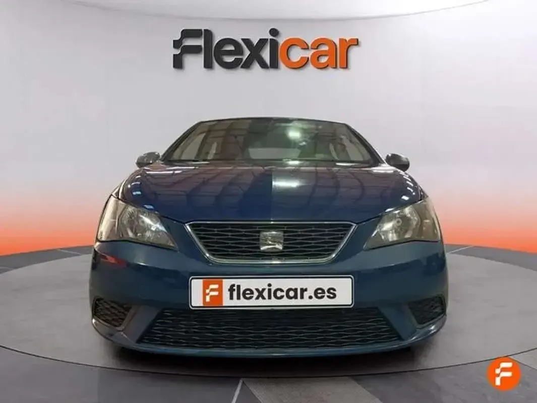 Usado Seat Ibiza Reference 75 CV (55 kW) 2016 Azul Utilitario