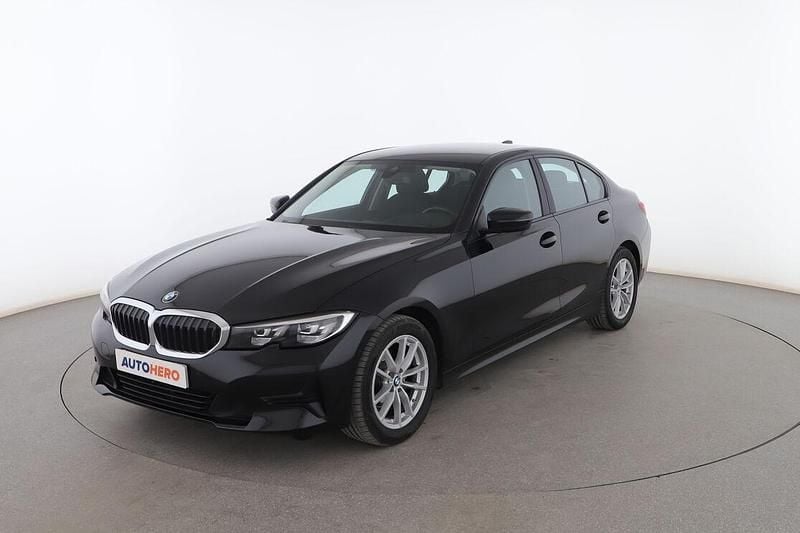 Negro Usado 2019 BMW 318 Comfort Edition Berlina | 22.799 € (Buen precio) - Imagen 1/3