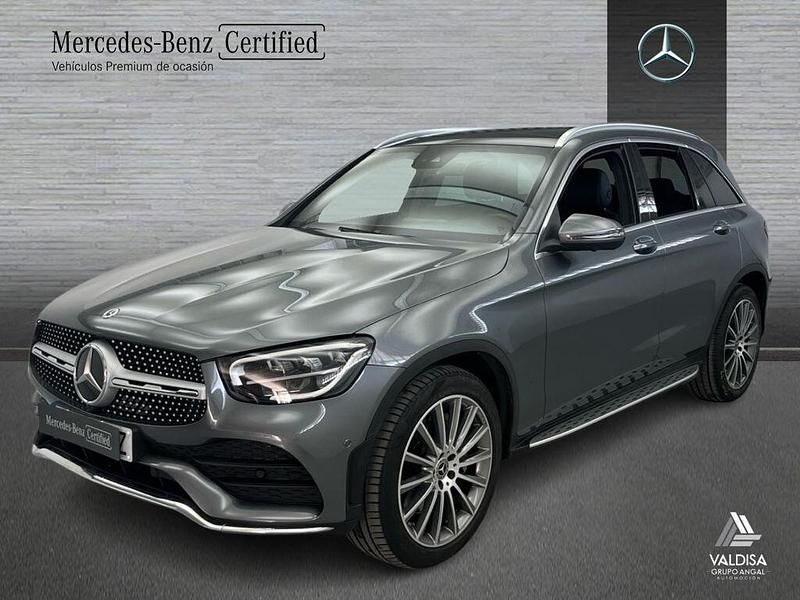 Usado Mercedes GLC220 AMG line 194 CV (142 kW) 2021 Gris / plateado SUV