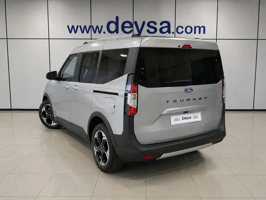 Nuevo Ford Tourneo Active 125 CV (91 kW) 2026 Plateado Van