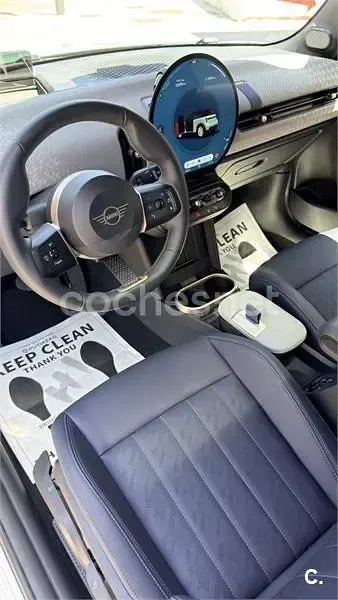 Usado Mini Cooper Favoured 114 kW (156 CV) 2025 Verde Utilitario