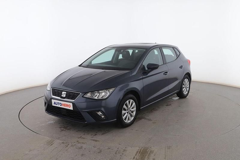Usado Seat Ibiza Style 80 CV (58 kW) 2019 Gris Utilitario