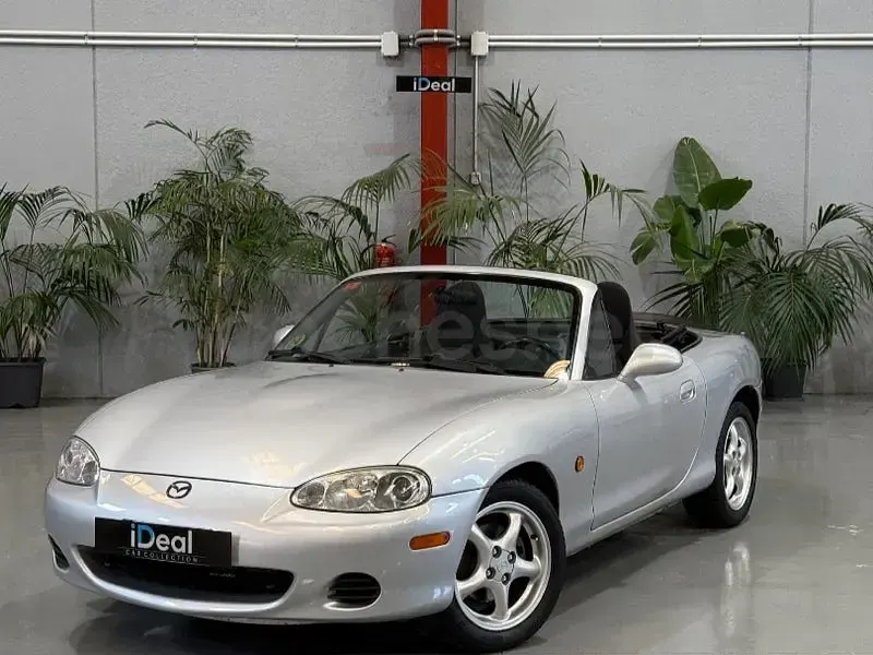 Usado Mazda MX5 Active 110 CV (80 kW) 2004 Gris / plata Descapotable