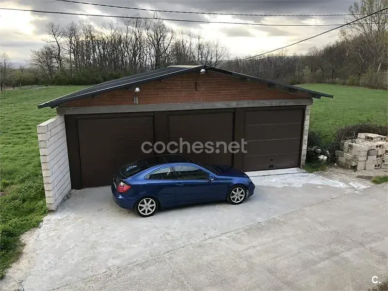 Usado Mercedes C320 218 CV (160 kW) 2003 Azul Berlina
