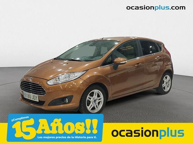 Marrón Usado 2015 Ford Fiesta Trend Utilitario | 9590 € (Precio justo) - Imagen 1/4