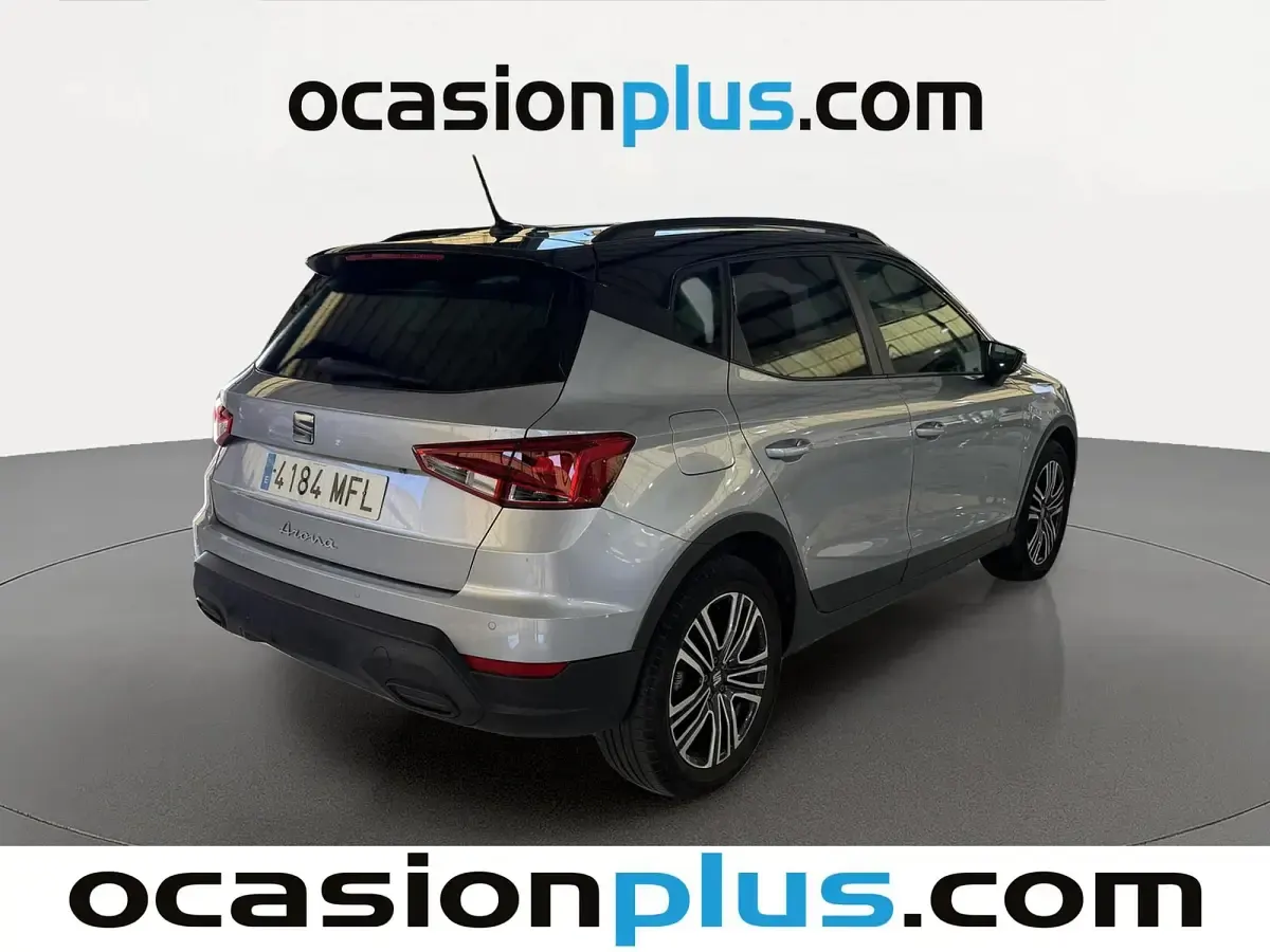 Occasion Seat Arona Style 110 ch (80 kW) 2023 Gris SUV