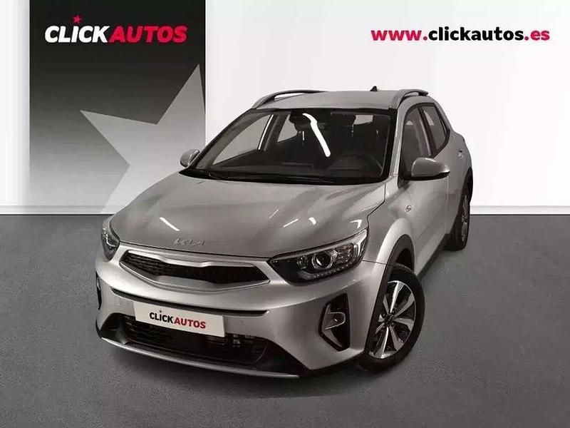 Plateado Usado 2025 Kia Stonic Active SUV | 17.700 € (Precio justo) - Imagen 1/1