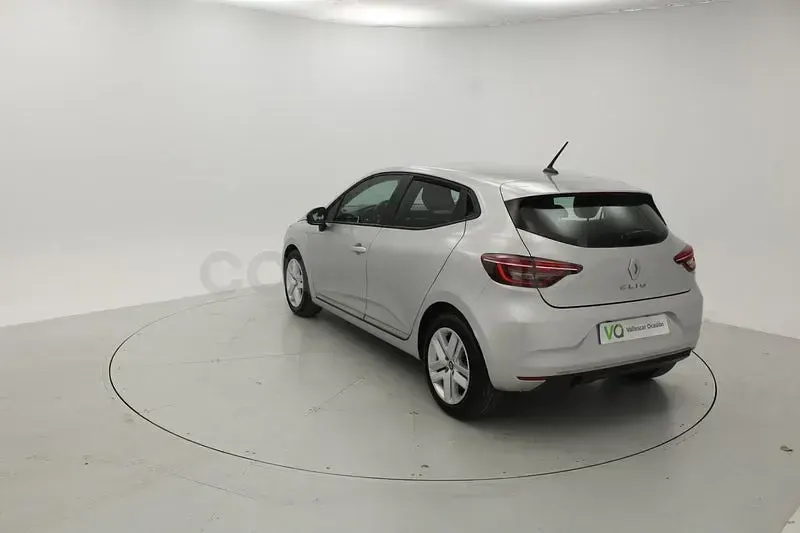 Usado Renault Clio V Zen 100 CV (73 kW) 2020 Gris / plata Berlina