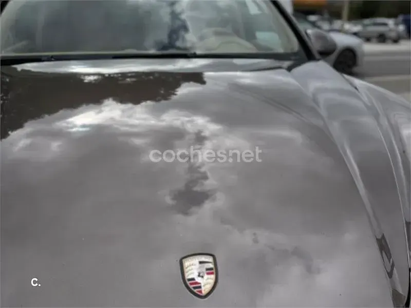 Usado Porsche Cayenne 400 CV (294 kW) 2011 Marrón SUV