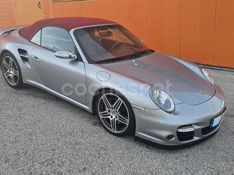 Usado Porsche 911 Turbo Cabriolet 480 CV (353 kW) 2008 Gris / plata Descapotable
