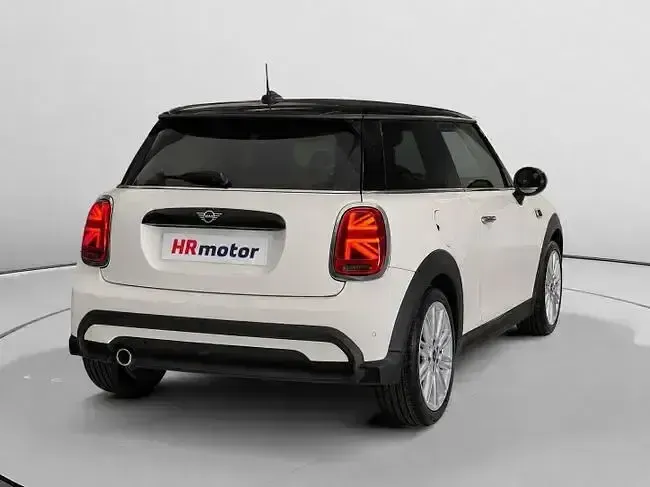 Usado Mini Cooper 136 CV (100 kW) 2023 Blanco Utilitario