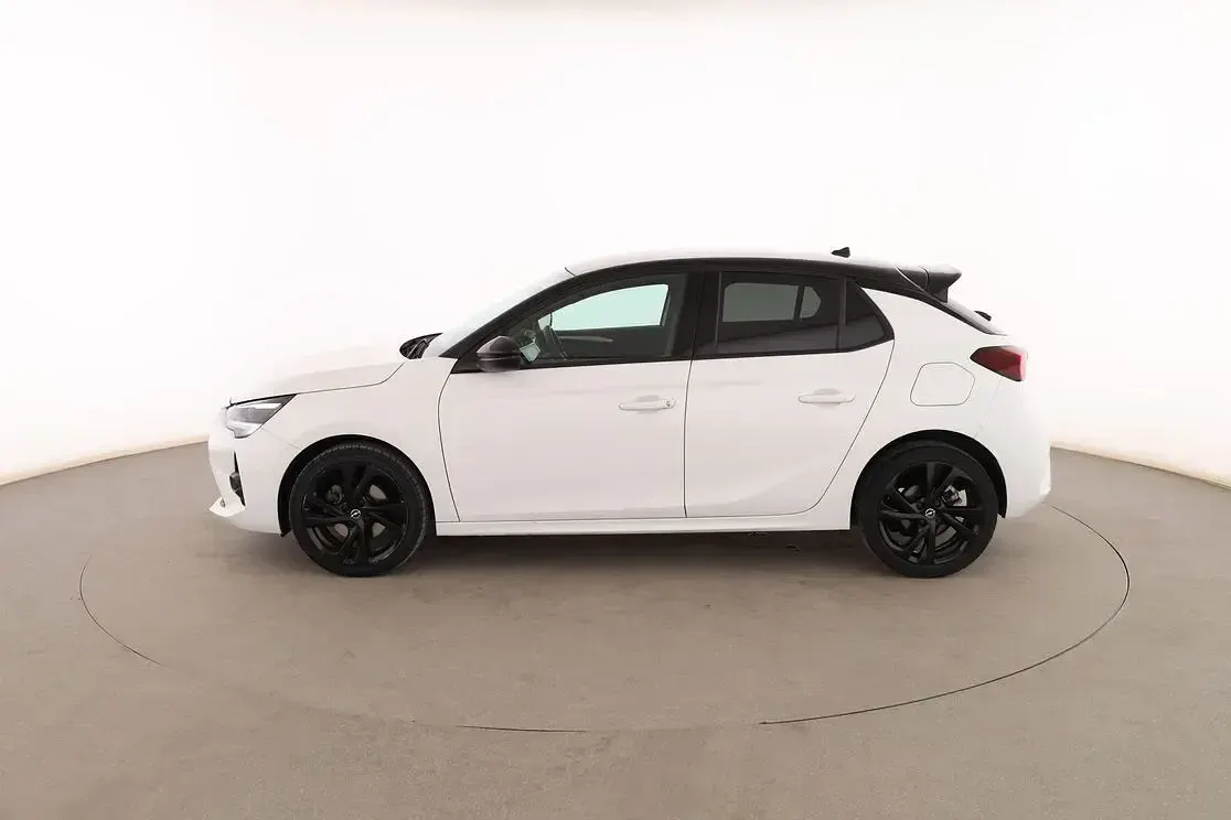 Usado Opel Corsa GS Line 131 CV (96 kW) 2020 Blanco Utilitario