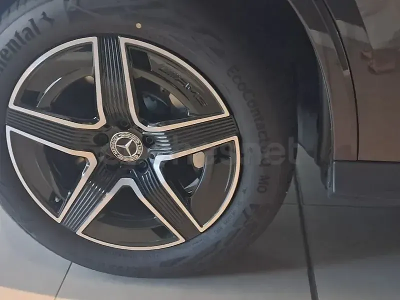 Nuevo Mercedes GLC300de 333 CV (244 kW) 2026 Gris / plata SUV