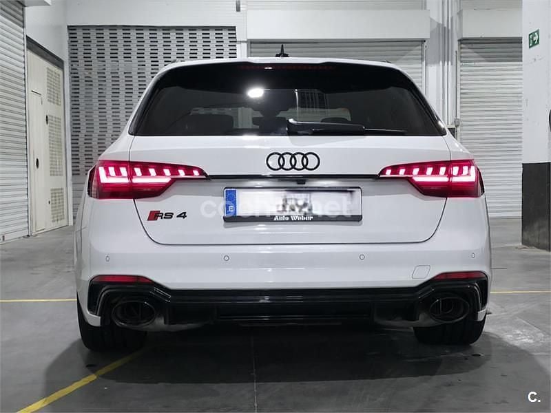 Usado Audi RS4 Premium 450 CV (330 kW) 2021 Blanco Familiar
