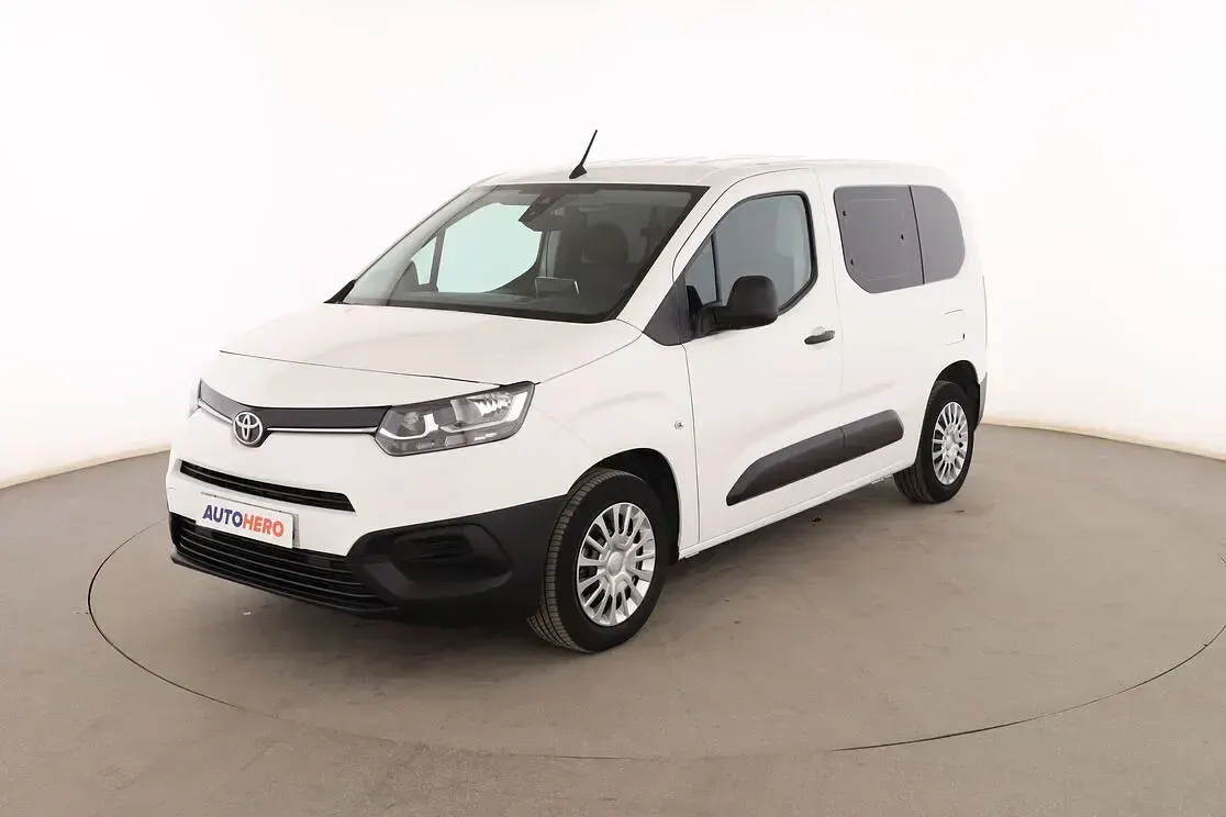 Usado Toyota Proace Verso Active 131 CV (96 kW) 2022 Familiar