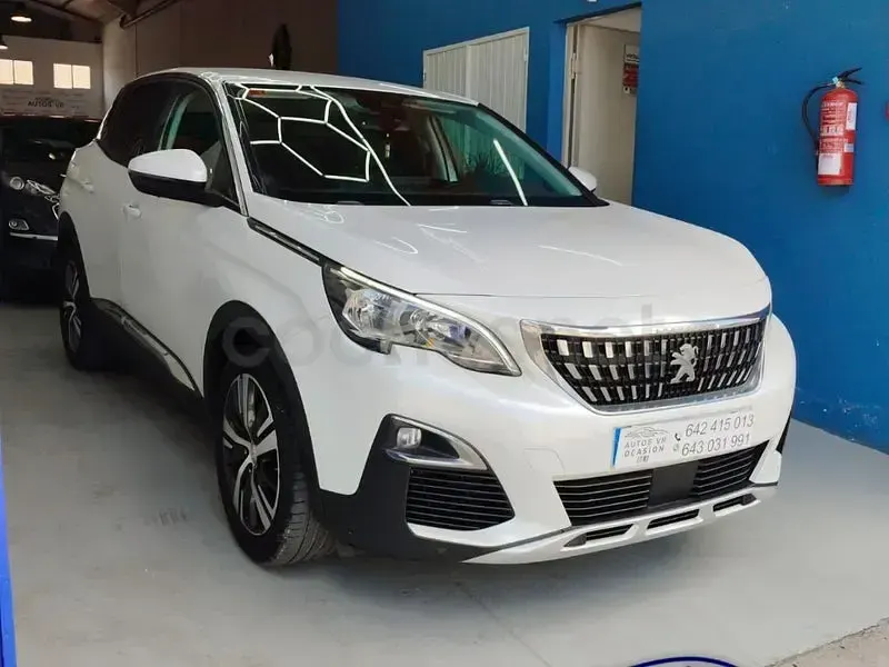 Usado Peugeot 3008 Allure 150 CV (110 kW) 2016 Blanco Berlina