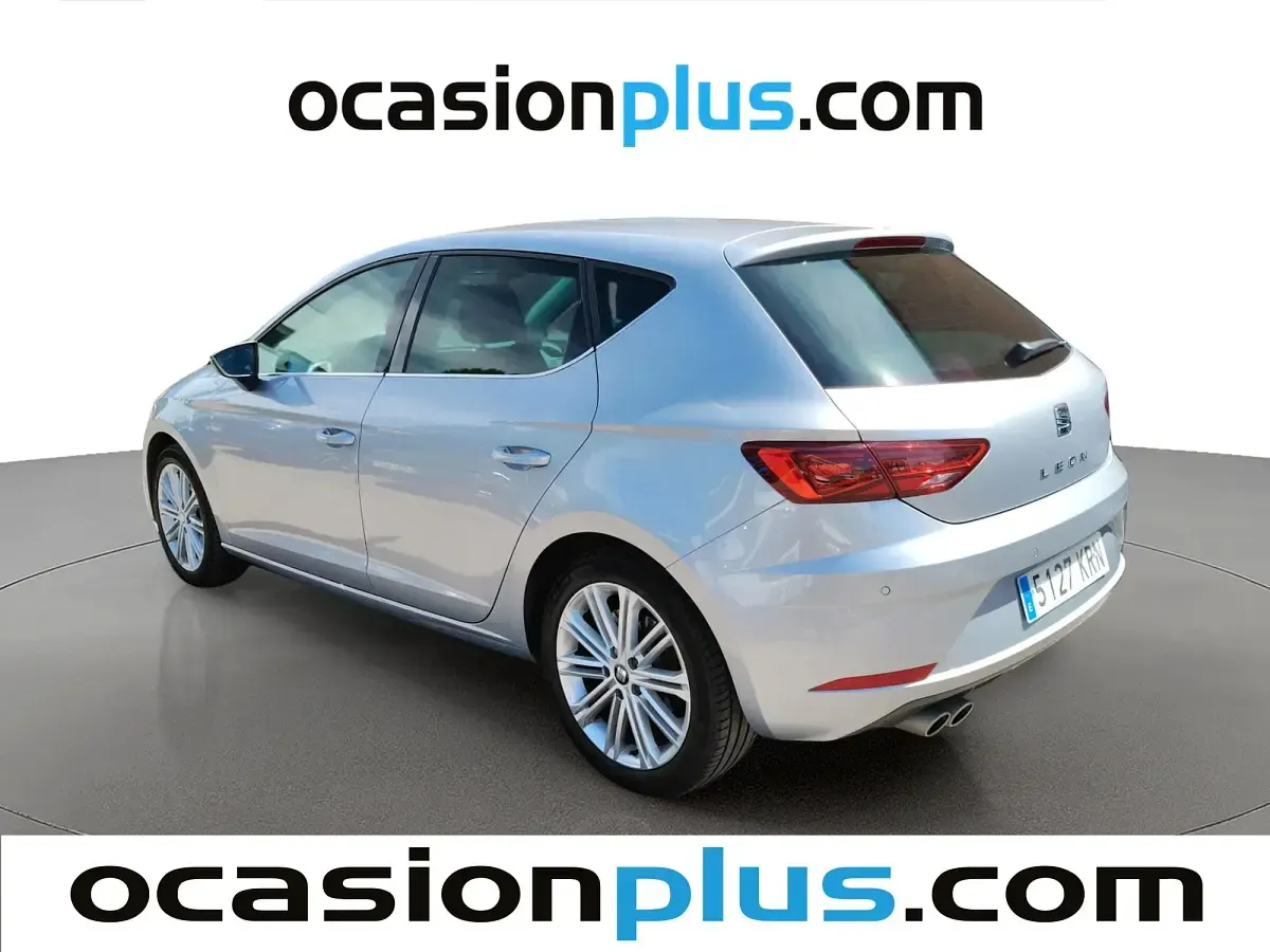 Usado Seat Leon XCELLENCE 150 CV (110 kW) 2018 Gris plata Utilitario