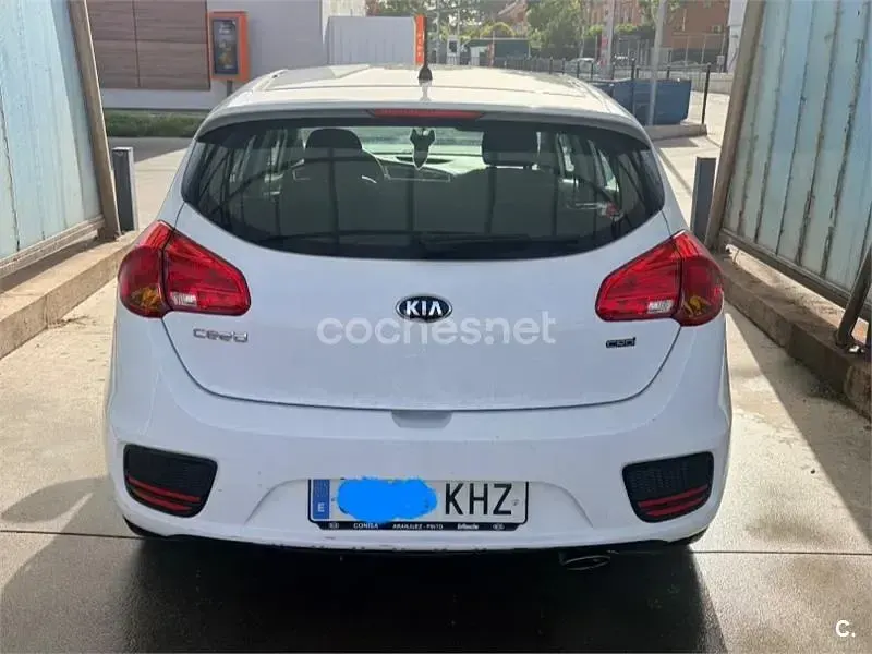 Usado Kia Ceed GT 90 CV (66 kW) 2018 Blanco Berlina