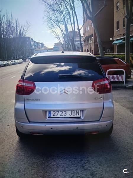 Usado Citroën C4 Picasso Attraction 130 CV (95 kW) 2014 Gris / plata Monovolumen