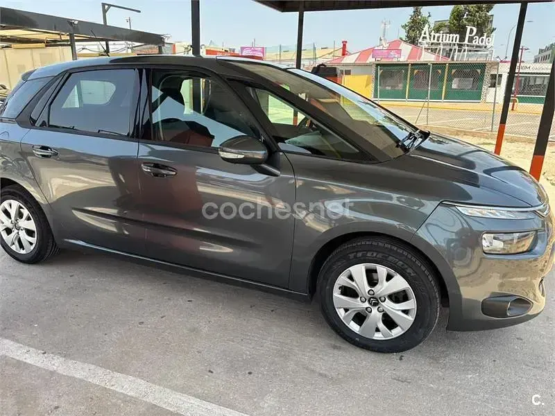 Usado Citroën C4 Picasso Intensive 115 CV (84 kW) 2014 Gris / plata Monovolumen