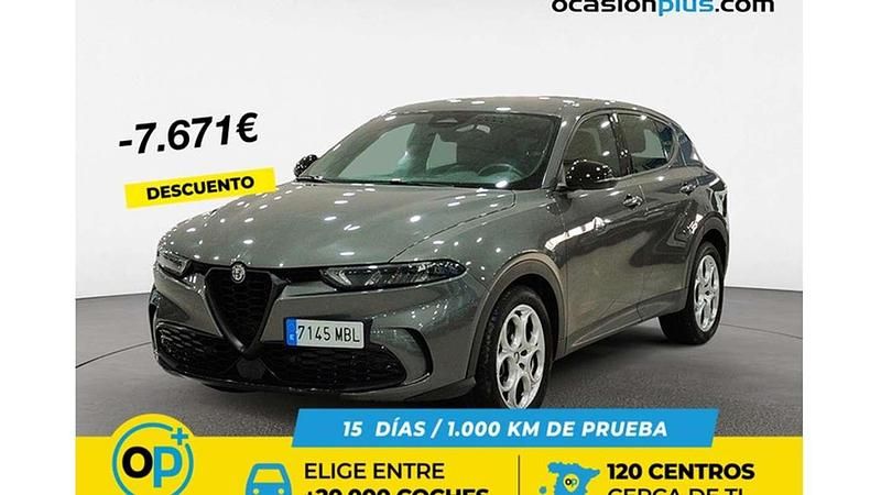 Usado Alfa Romeo Tonale Sprint 131 CV (96 kW) 2022 Gris SUV