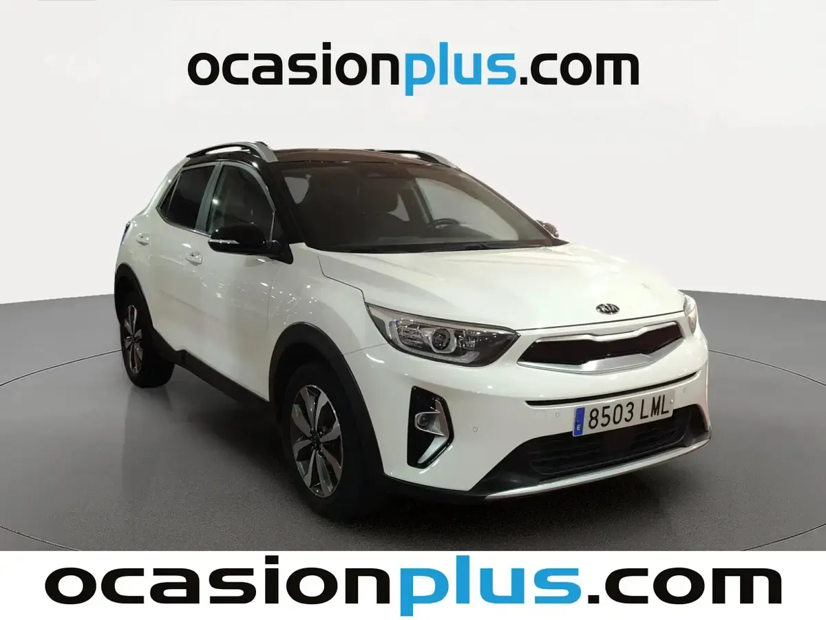 Usado Kia Stonic 84 CV (61 kW) 2021 Blanco SUV