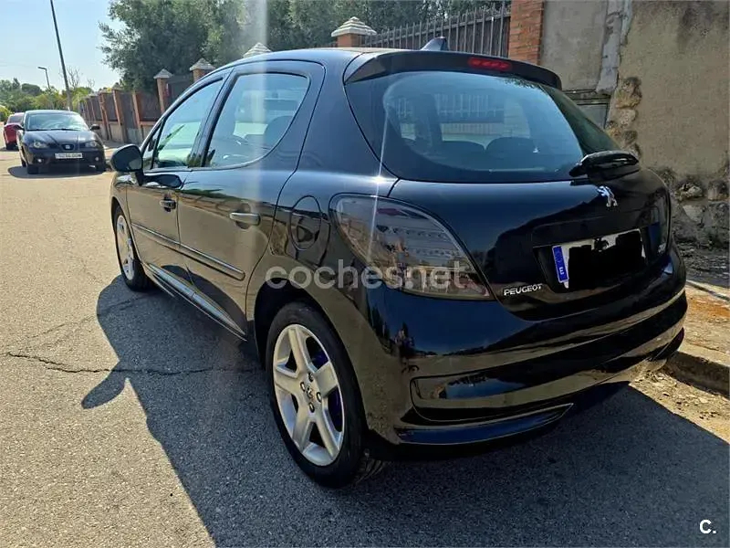 Usado Peugeot 207 Sport 95 CV (69 kW) 2008 Negro Berlina