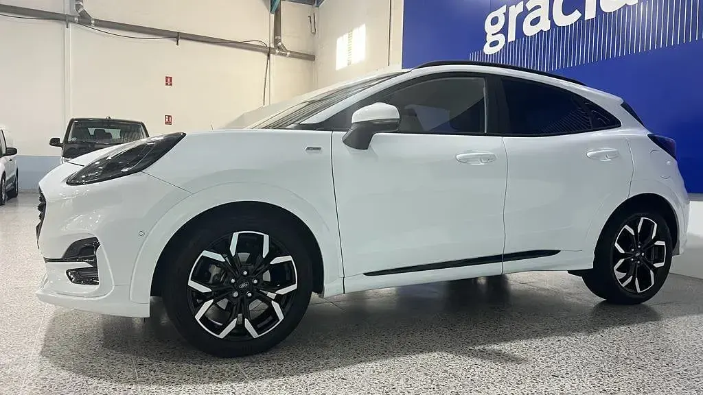 Usado Ford Puma ST-Line X 125 CV (91 kW) 2023 Blanco SUV